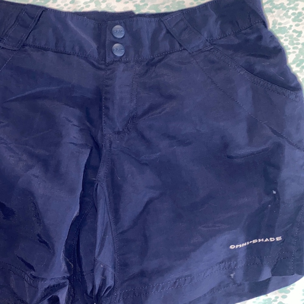 Columbia shorts weather proof cool size small